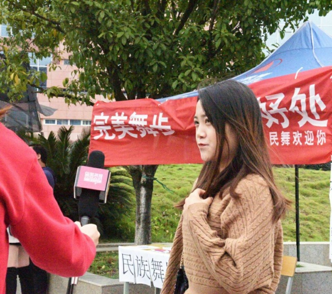 1AC826AAFFDDA41B1DF4837BBB5114FF.jpg