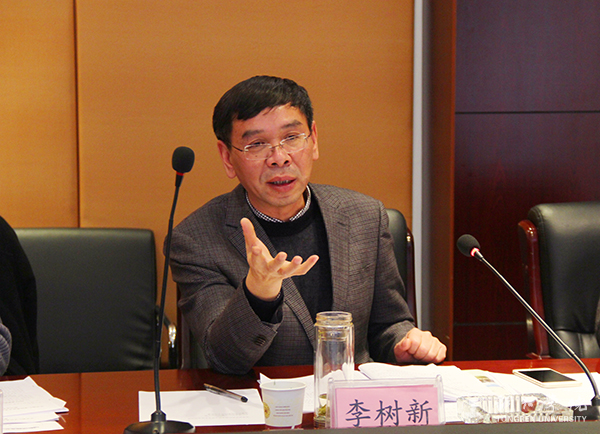 中共美加墨世界杯官网委员会召开2016年度民主生活会